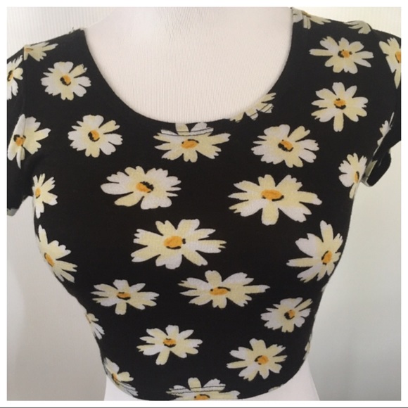 LA Hearts Black Floral Print Cropped Top - Picture 2 of 6